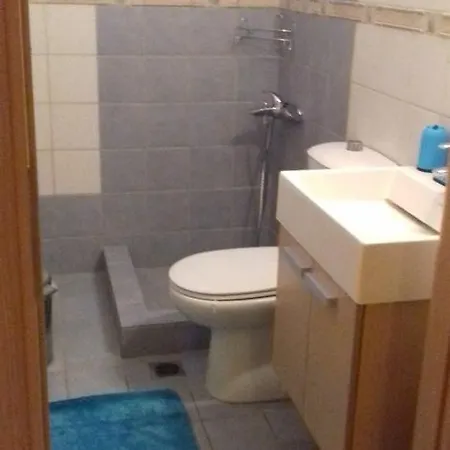 El Venizelou *